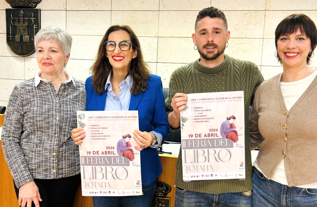 Totana celebra la II Feria del Libro este domingo 19 de abril en la plaza de la Balsa Vieja